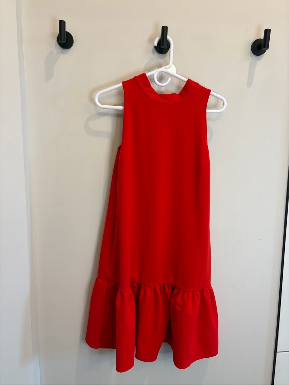 Maeve Red Sleeveless Ruffle-Hem Shift Dress
